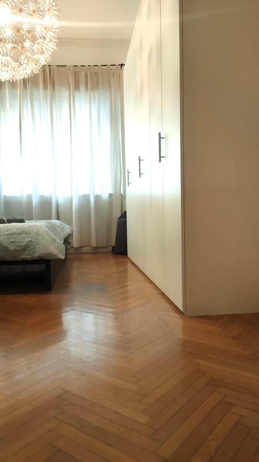 Very Big Apartment At 3 Minutes On Foot From Duomo Cathedral Milan Bagian luar foto